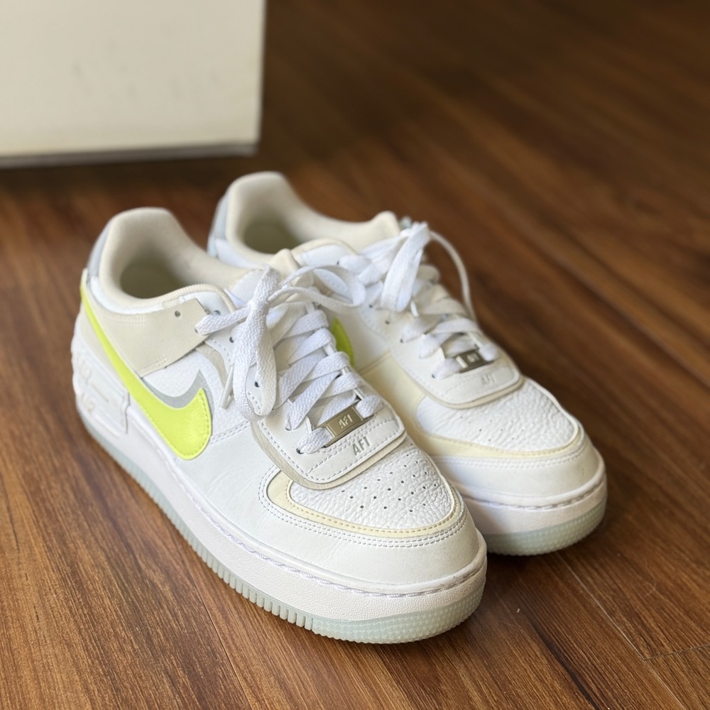 Nike White and Yellow Sneakers